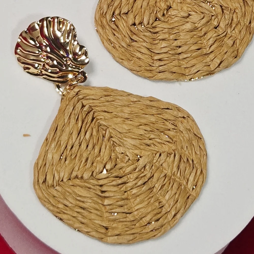 Gold Raffia Seashell Earrings Coastal Resort Statement Dangles Euro Summer Chic